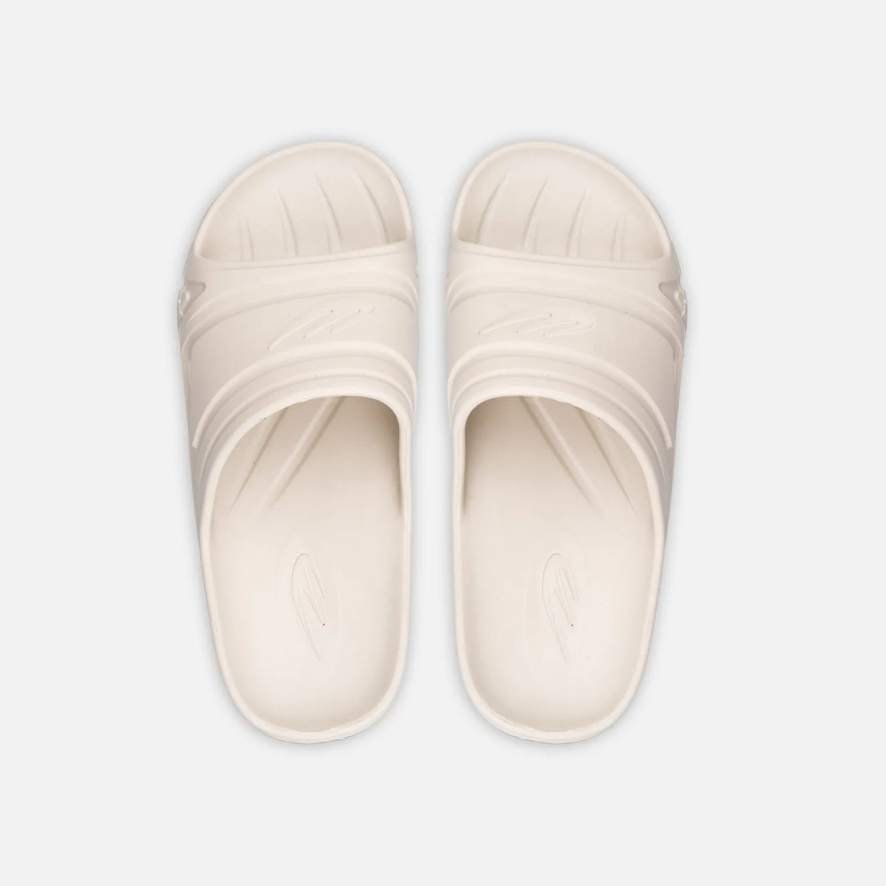 LOUNGE SLIDES BB