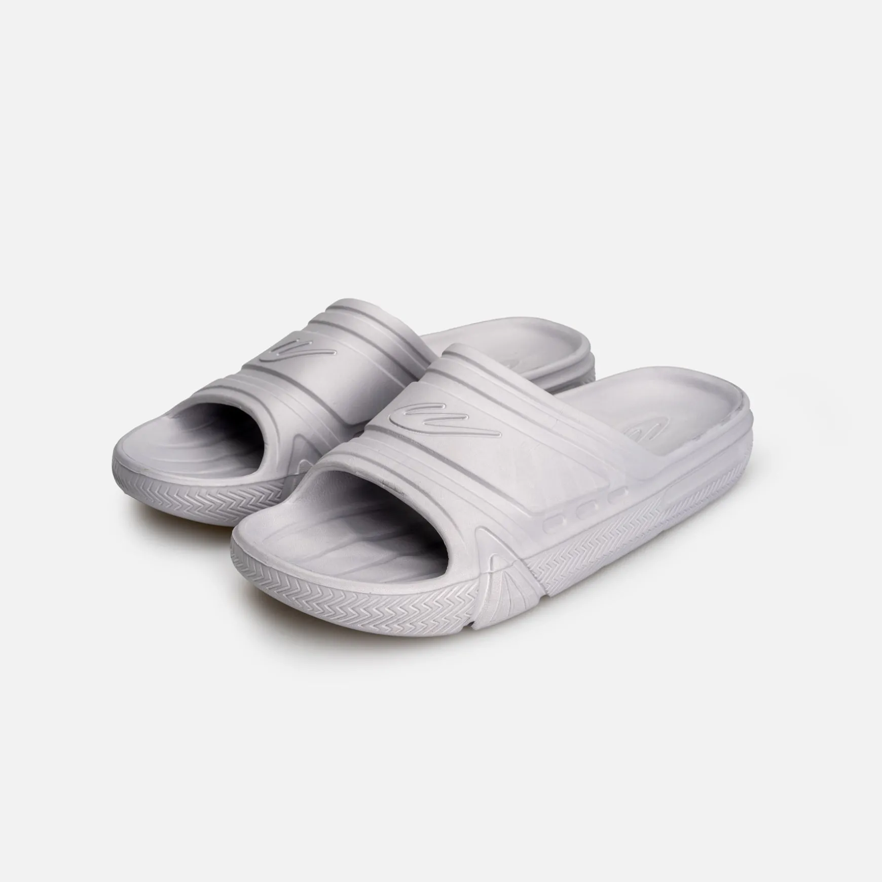 LOUNGE SLIDES M