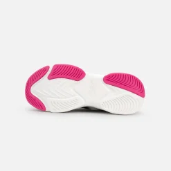 SWIRL STEP BG