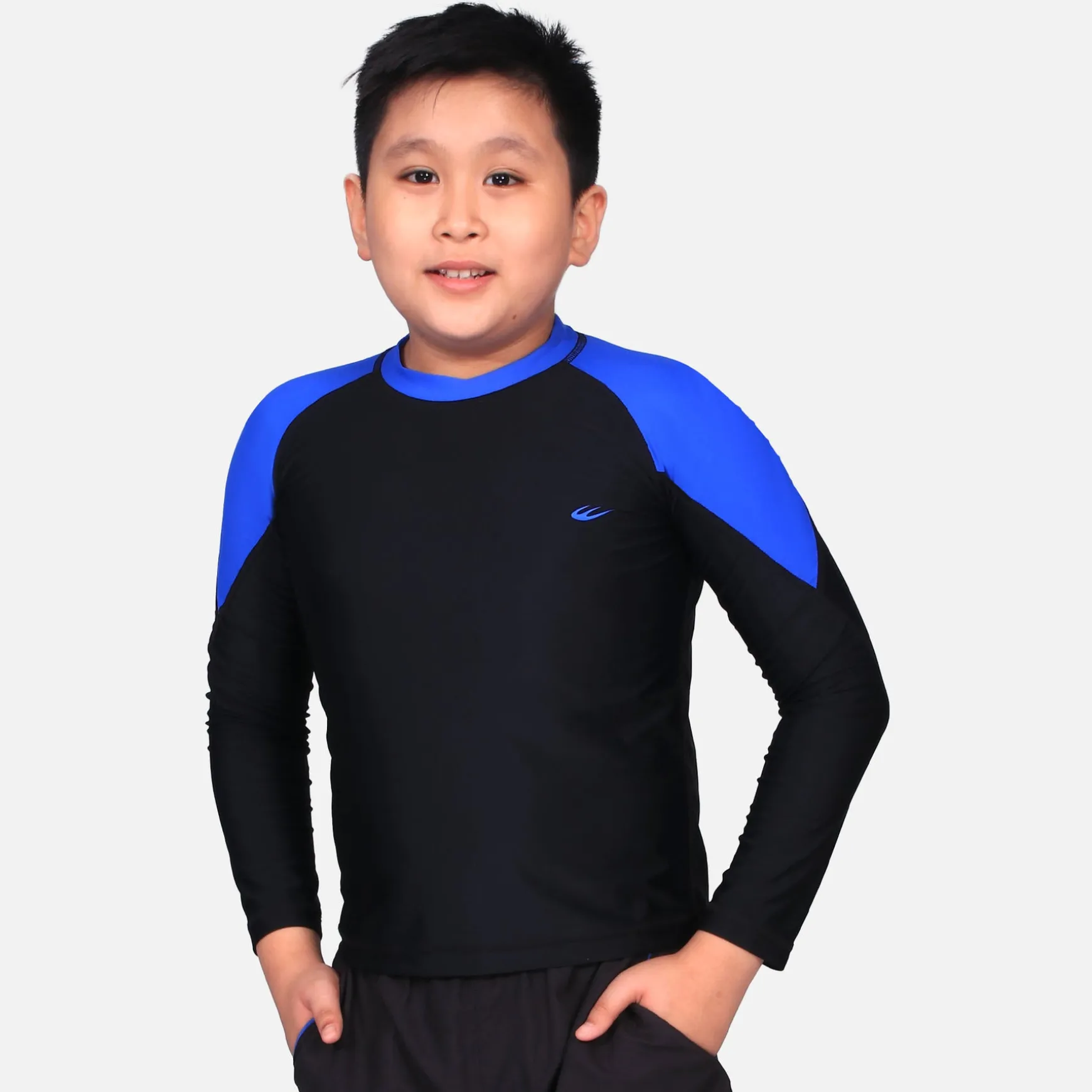 WB BOY RASHGUARD 01