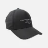 WB SCOTTIE CAP 03