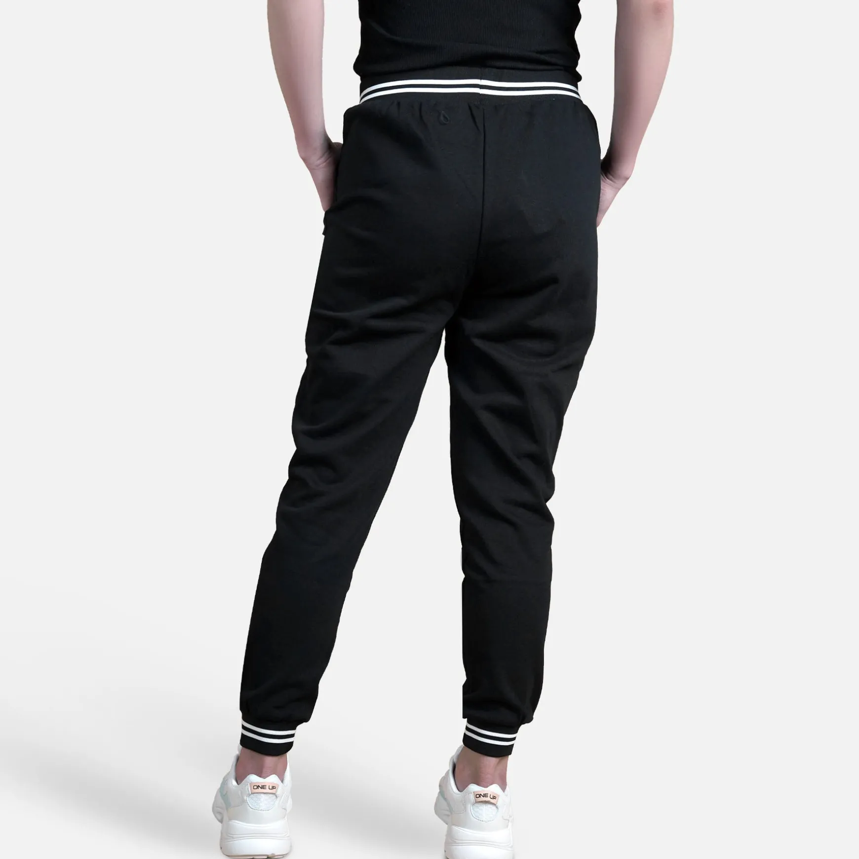 WBL JOGGER 01