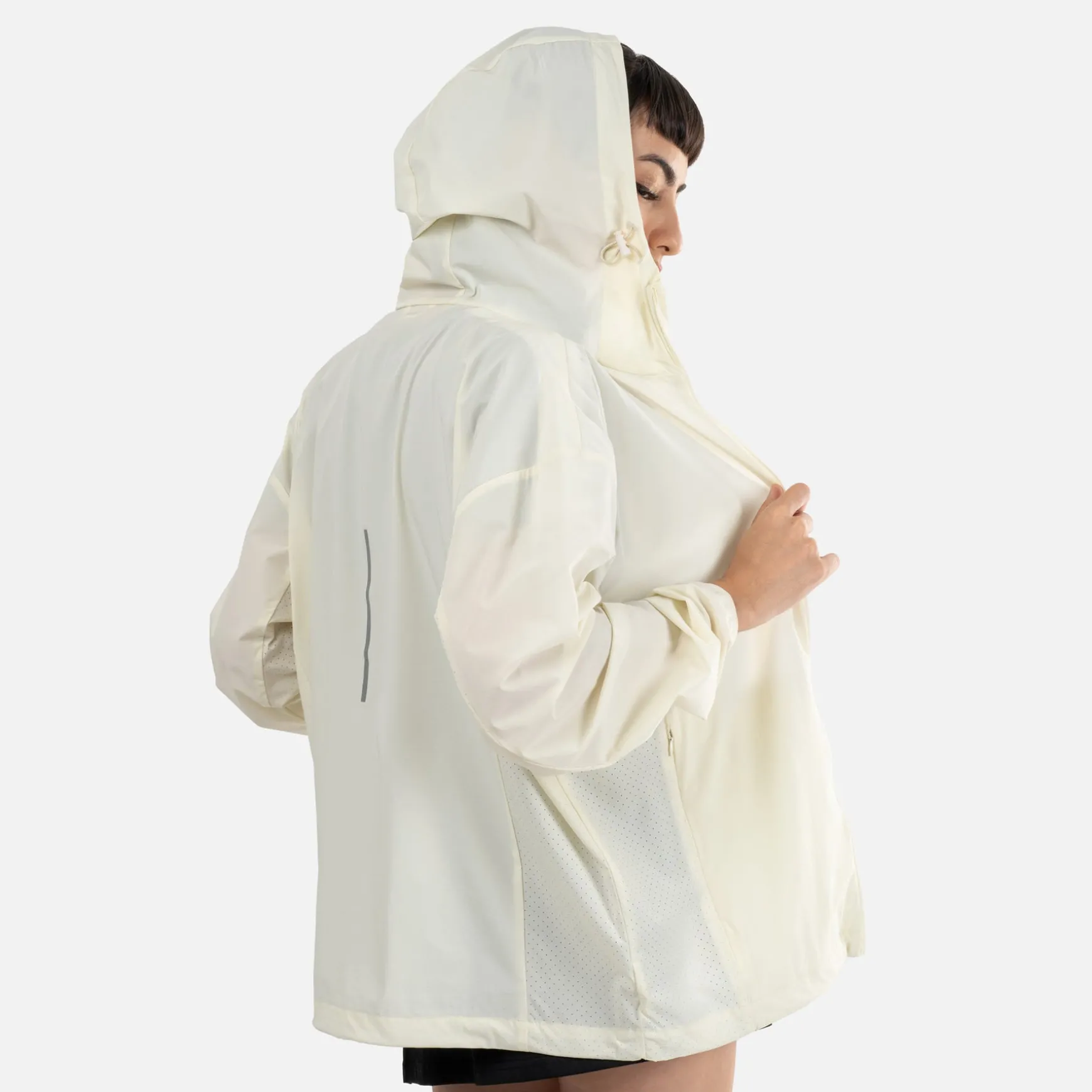 WBL PERF JACKET 01
